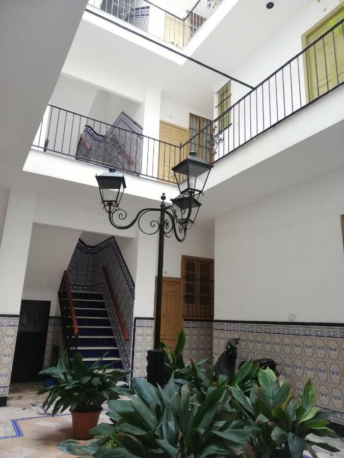 Hispalis Puerta Carmona 세비야 외부 사진
